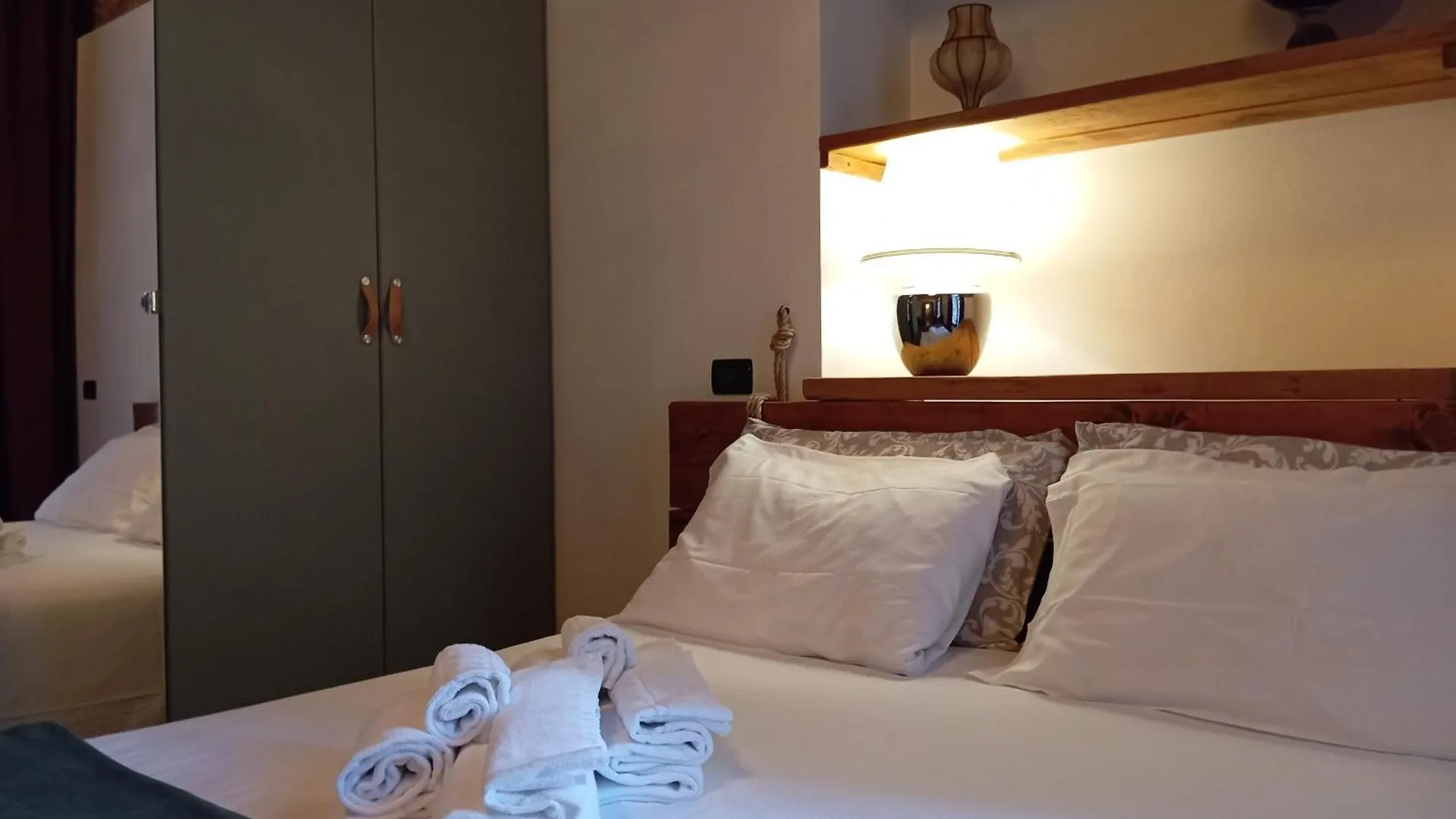 Gradenigo Apartments 767 Venice 0*,