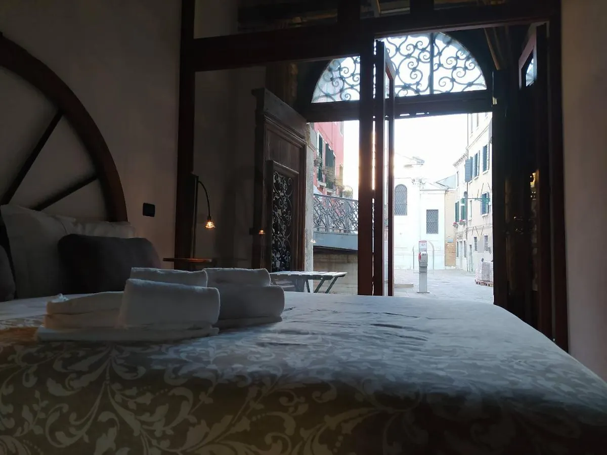 Gradenigo Apartments 767 Venezia